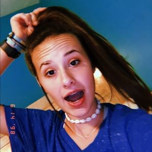 Meet your Posher, Lauren